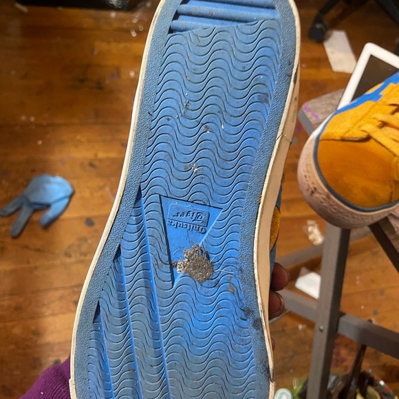 Anitizuku Ascics sneakers 🥶 - Picture 7 of 7